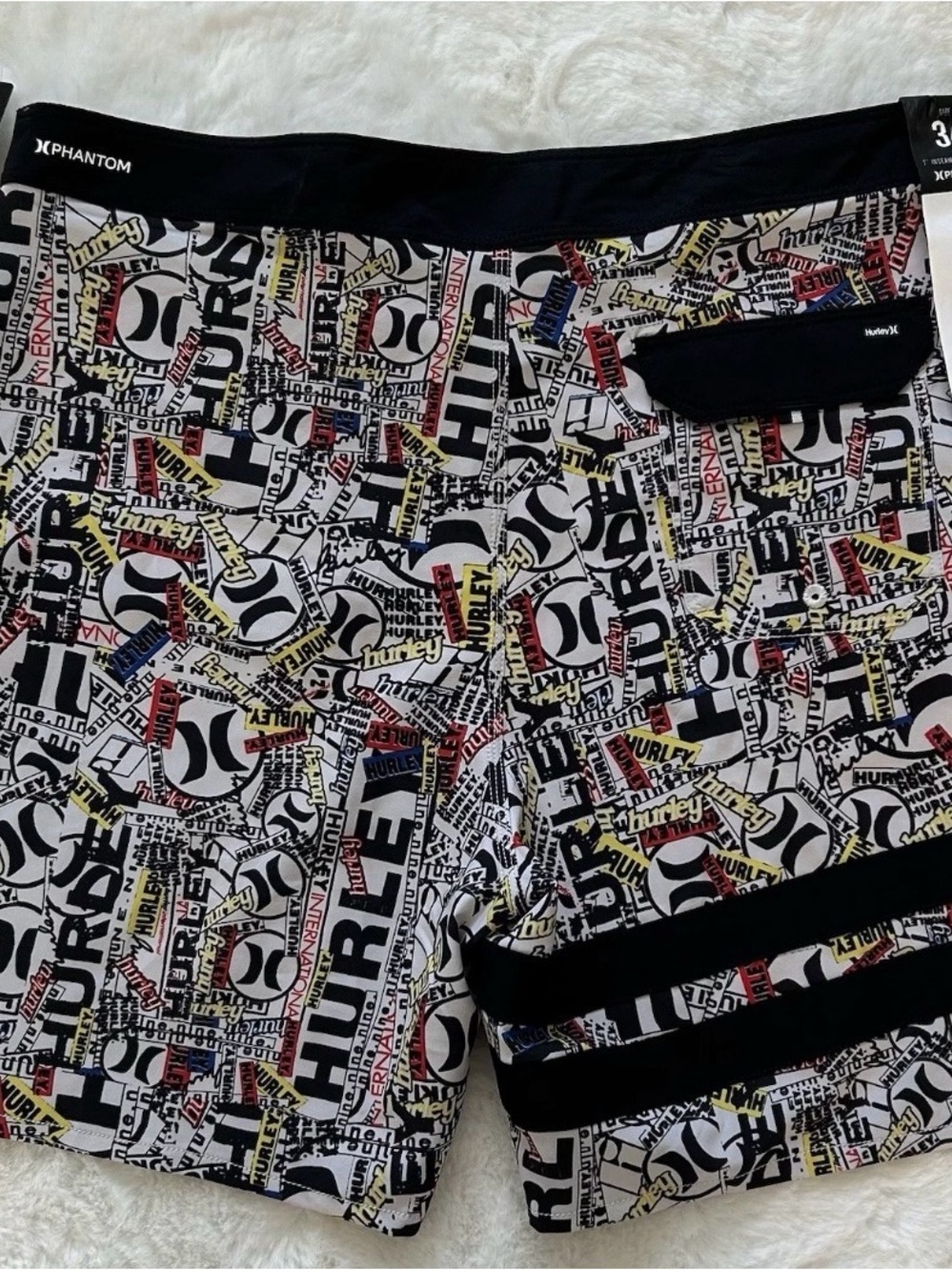 Men’s Hurley Phantom Eco 25th S1 Block Party Swim Shorts Size 34 With 7” Inseam - Picture 2 of 4